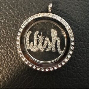 Origami owl living locket